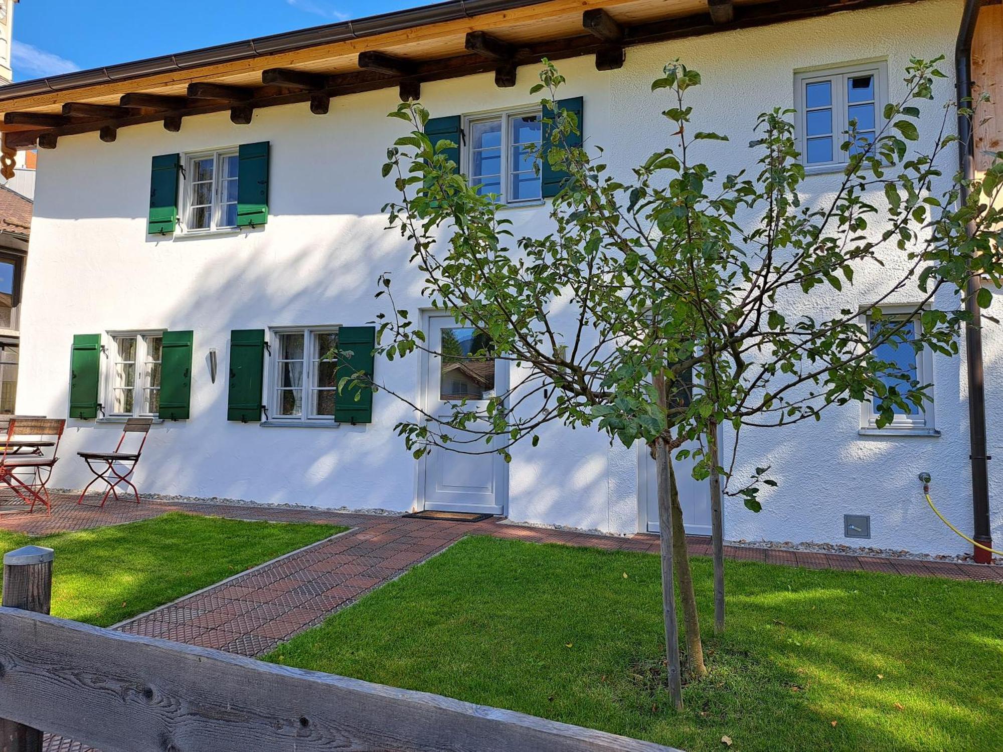 Neu! Ferienwohnungen Im Lueftlmalereck, Hennalahaus Oberammergau Dış mekan fotoğraf